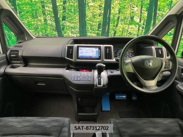 Honda STEP WGN 2013-05 382476-1