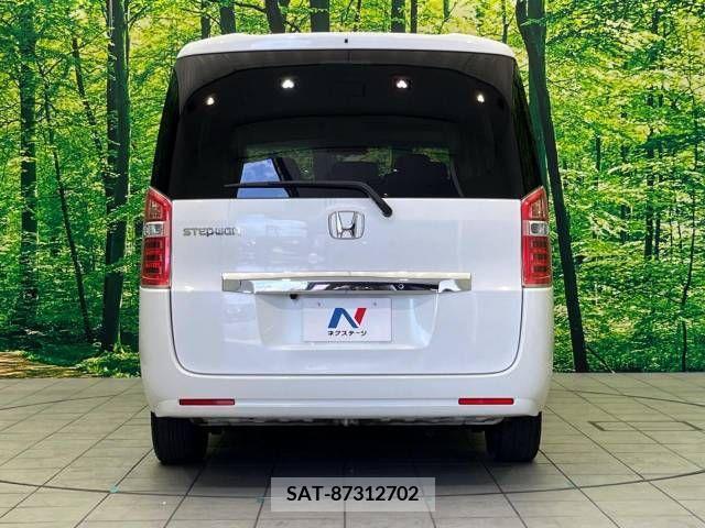 Honda STEP WGN 2013-05 382476-16