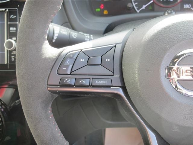 Nissan NOTE 2018-10 194729-13