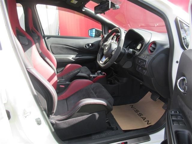 Nissan NOTE 2018-10 194729-19