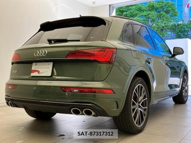 Audi SQ5 2022-02 261418-1
