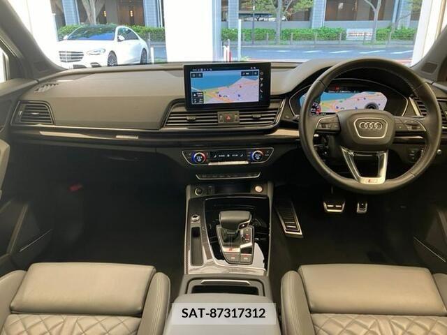 Audi SQ5 2022-02 261418-7