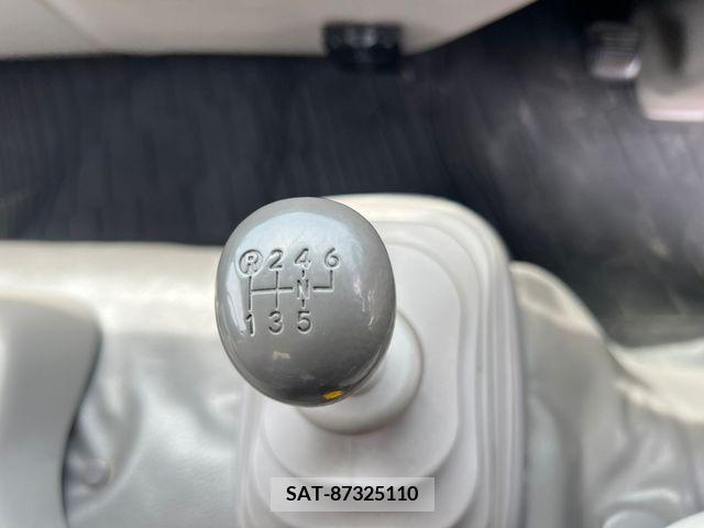 Hino DUTRO 2011-06 327603-29