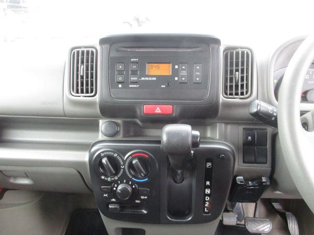 Nissan CLIPPER 2019-06 195517-4