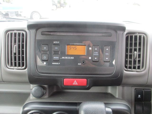 Nissan CLIPPER 2019-06 195517-5