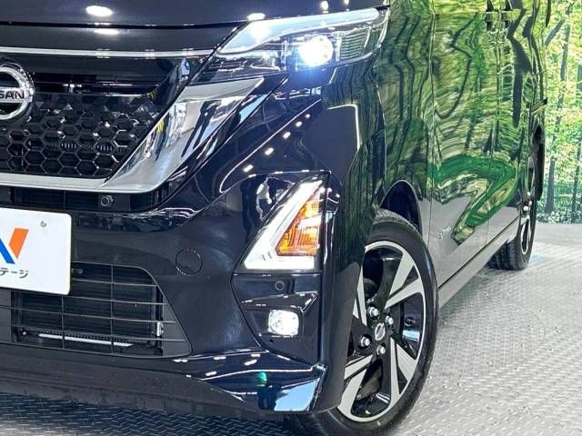 Nissan ROOX 2023-02 190631-12