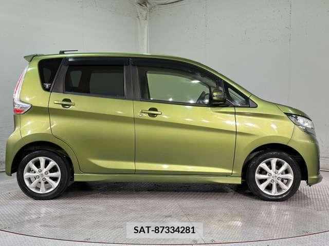 Nissan DAYZ 2019-02 233370-7