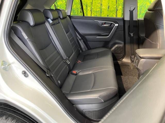 Toyota RAV4 2019-10 194810-9