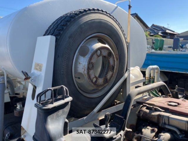 Hino DUTRO 2013-05 359462-13
