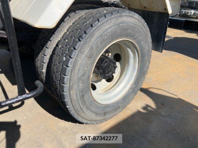 Hino DUTRO 2013-05 359462-11