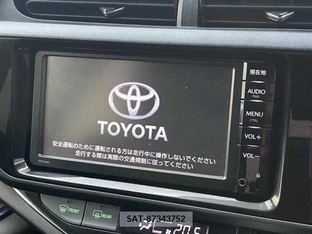 Toyota AQUA 2015-10 256001-2