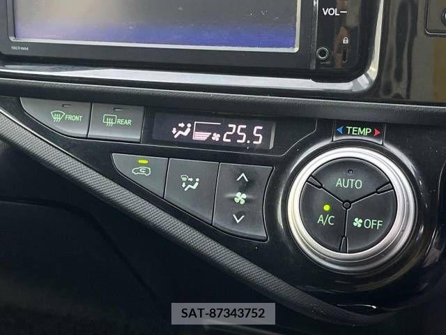 Toyota AQUA 2015-10 256001-6