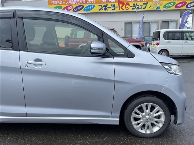 Nissan DAYZ 2013-12 2222-14
