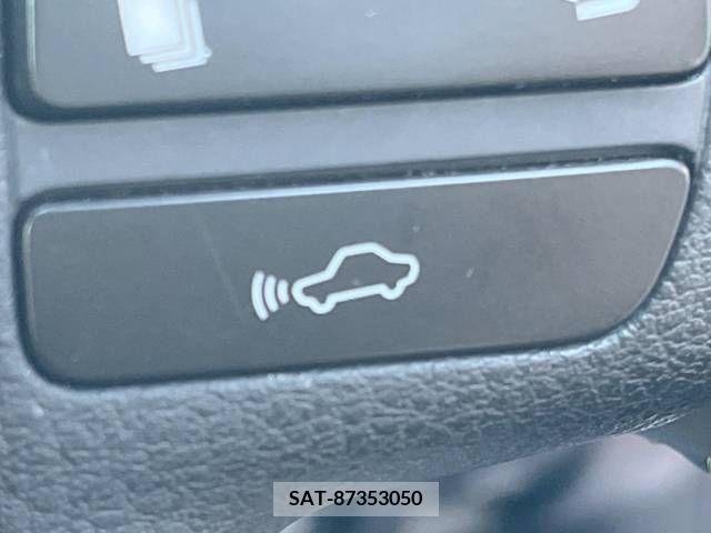 Lexus IS 2014-08 388135-3