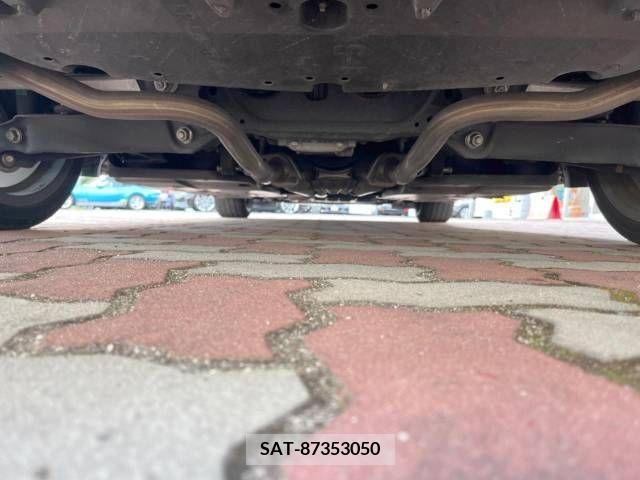 Lexus IS 2014-08 388135-19