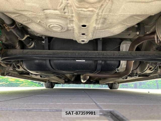 Suzuki SWIFT 2012-03 286693-19