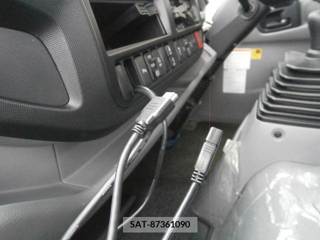 Hino DUTRO 2019-12 203795-16