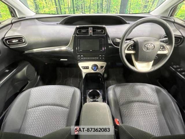 Toyota PRIUS 2018-11 281761-1