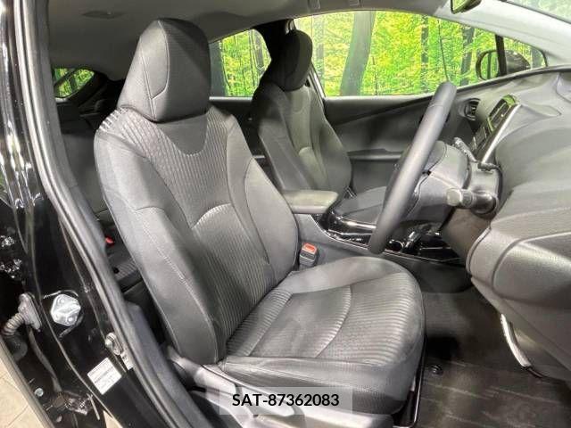 Toyota PRIUS 2018-11 281761-8