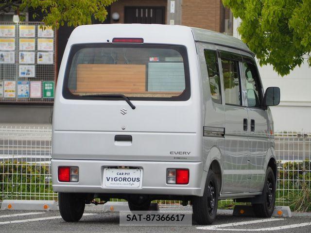 Suzuki EVERY 2009-05 268855-12
