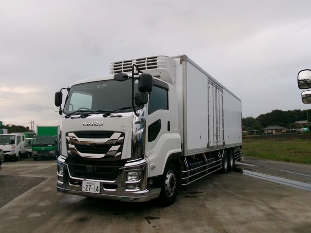 Isuzu GIGA 2016-11 11102-0