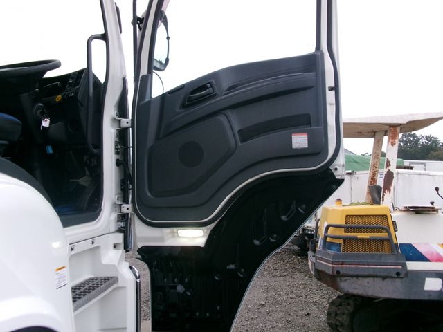 Isuzu GIGA 2016-11 11102-18