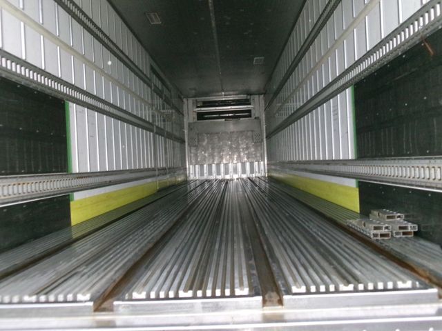 Isuzu GIGA 2016-11 11102-14