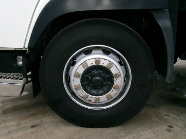 Isuzu GIGA 2016-11 11102-9