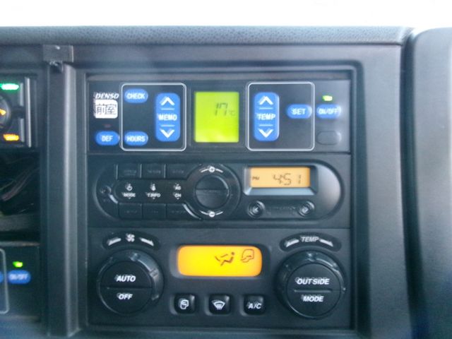 Isuzu GIGA 2016-11 11102-25