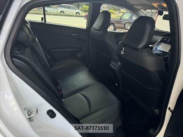 Toyota PRIUS 2022-03 366418-17