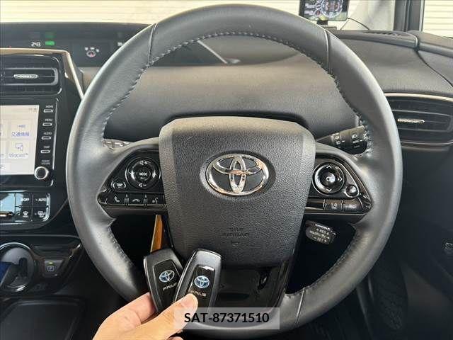 Toyota PRIUS 2022-03 366418-6