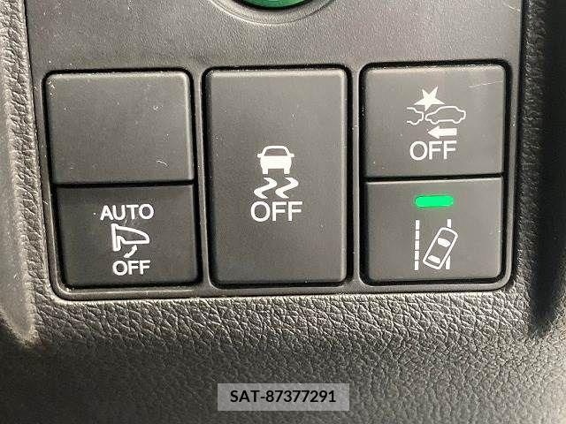 Honda VEZEL 2016-12 369903-6
