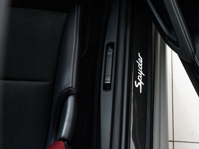 Porsche 718 Spyder 2022-06 16676-22