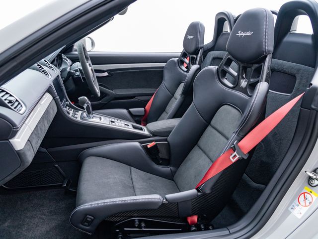 Porsche 718 Spyder 2022-06 16676-28