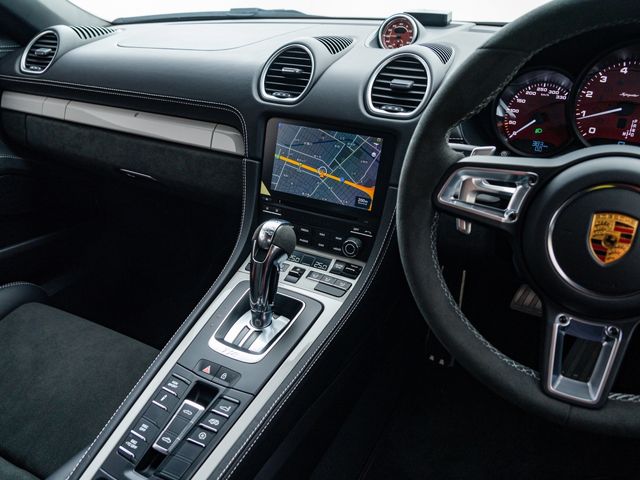 Porsche 718 Spyder 2022-06 16676-24