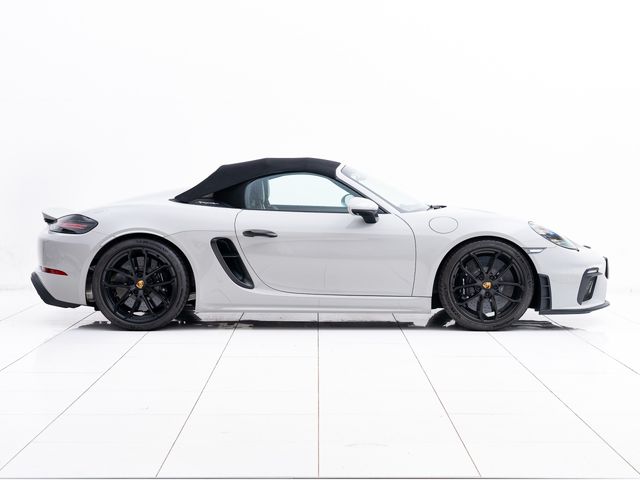 Porsche 718 Spyder 2022-06 16676-12