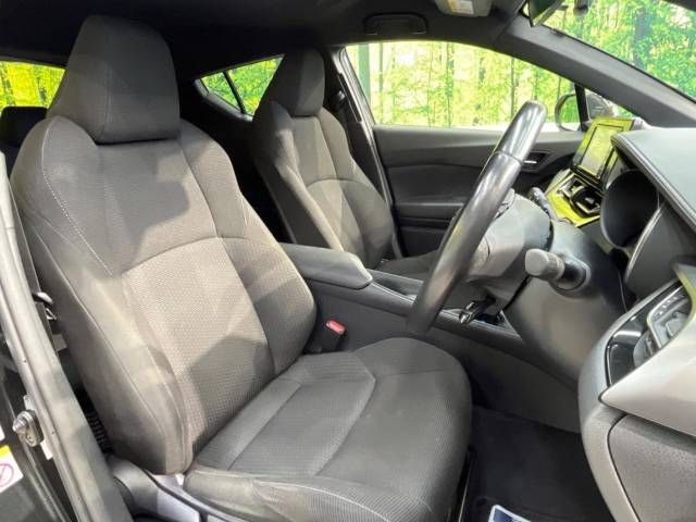 Toyota C-HR 2018-01 12358-8