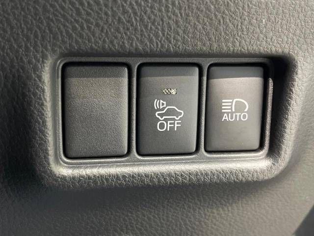 Toyota C-HR 2018-01 12358-7