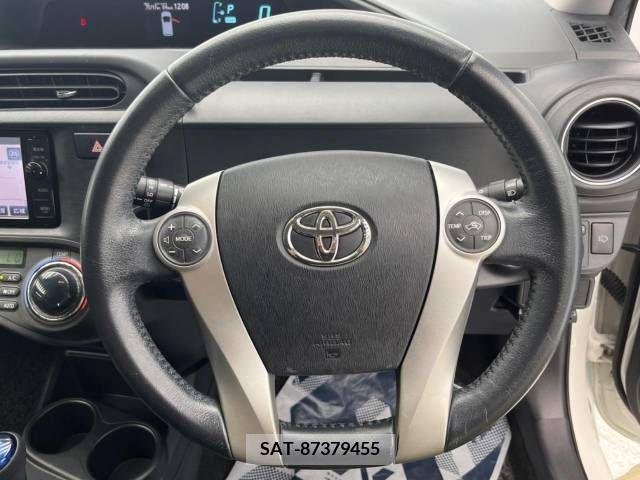 Toyota AQUA 2014-10 356338-13