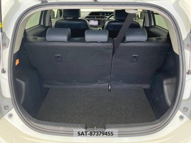 Toyota AQUA 2014-10 356338-11