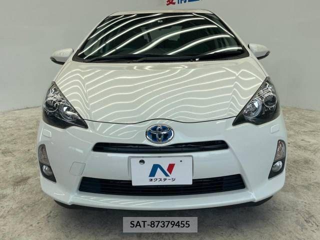 Toyota AQUA 2014-10 356338-16