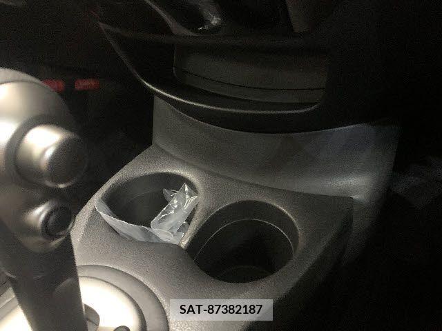 Nissan NOTE 2014-02 365468-15