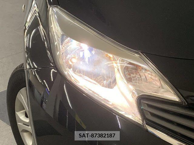 Nissan NOTE 2014-02 365468-24