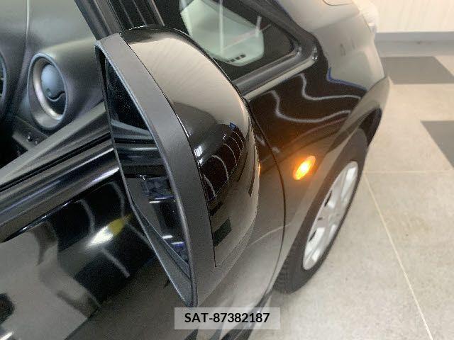 Nissan NOTE 2014-02 365468-17