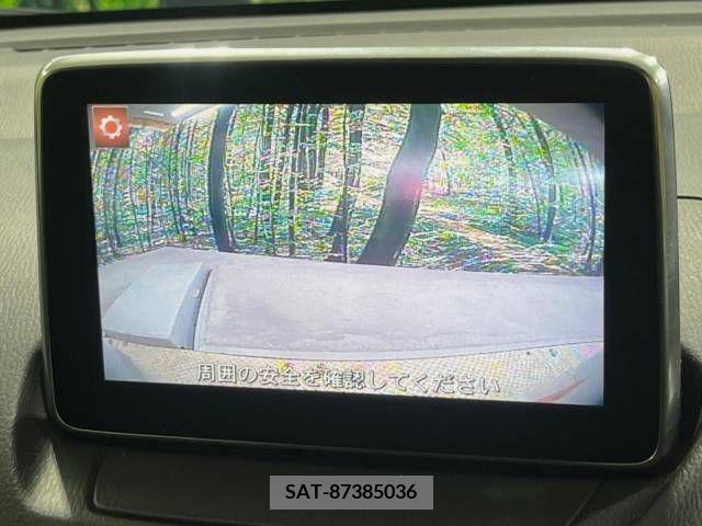 Mazda DEMIO 2014-12 267686-4