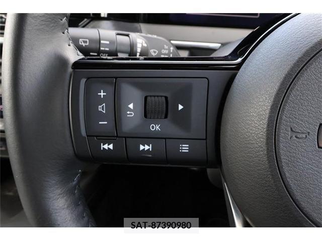 Nissan NOTE 2021-09 372481-18