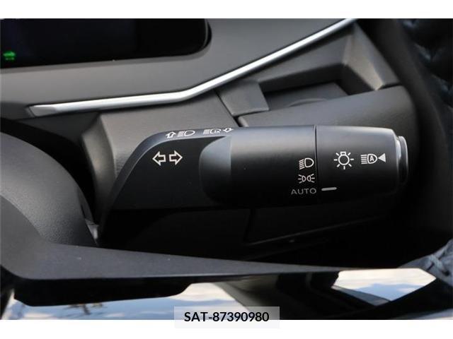 Nissan NOTE 2021-09 372481-14