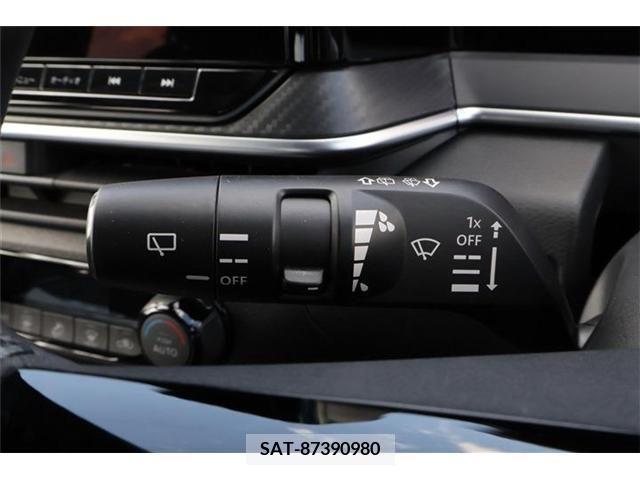 Nissan NOTE 2021-09 372481-13