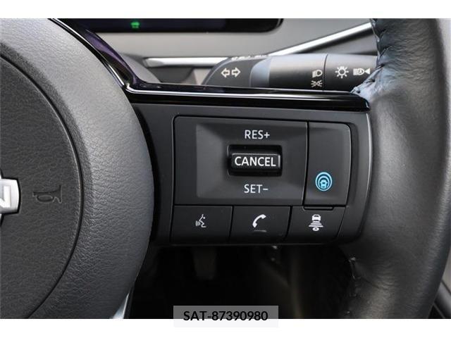 Nissan NOTE 2021-09 372481-11