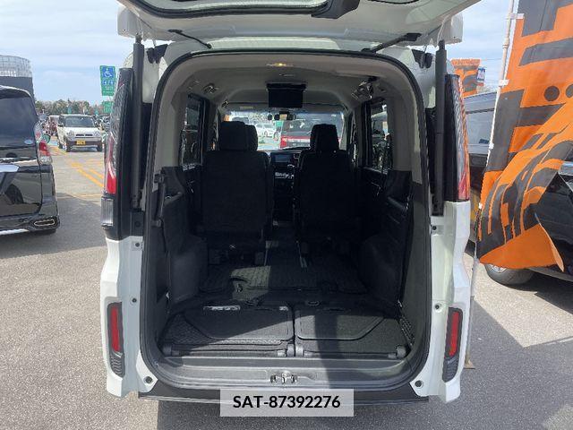 Honda e 2018-09 373253-3